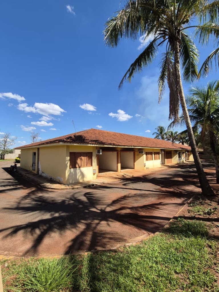 Motel Pousada Aquarius em Campo Grande MS - fachada e acesso principal